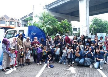 Kembali Berikan Literasi Keuangan untuk Anak Usia Dini dan Uji Emisi Kendaraan Roda Empat di Kantor Asuransi Astra Kepala Gading