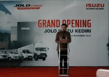 Isuzu Resmikan Diler Baru Jolo Isuzu Kediri dengan Ruang Transparan