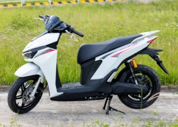 VinFast Viper: Motor Listrik Stylish dengan Teknologi Tukar Baterai Dua Menit dan Biaya Operasional Terjangkau