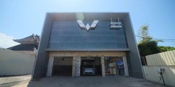 Wuling Bersama PT Kumala Cemerlang Abadi Resmikan Diler Wuling Kumala Sanur
