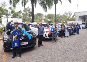 Suzuki Elang Perkasa Serahkan 5 Unit XL7 Terbaru di Padang