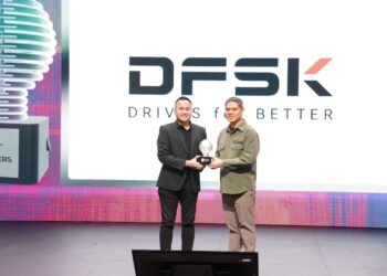 DFSK E5 Plus Dinobatkan sebagai Smart Value Hybrid Premium Urban SUV of the Year, Tegaskan Standar Baru SUV PHEV Premium