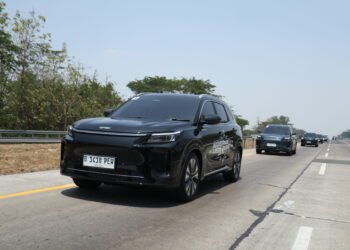 Ingin Beralih ke Mobil Listrik tanpa Kehilangan Fleksibilitas? Kenali PHEV