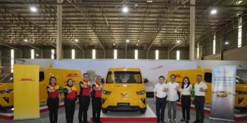 Wuling dan DHL Express Jalin Kerja Sama Hadirkan Solusi Logistik Ramah Lingkungan